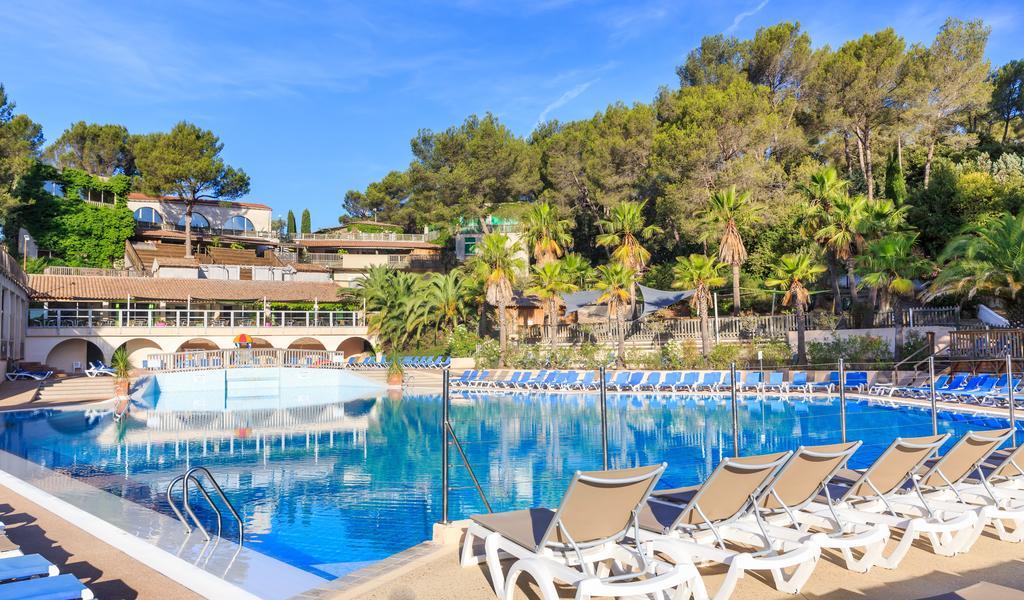 Готель Frantheor Frejus 5 Etoiles Екстер'єр фото
